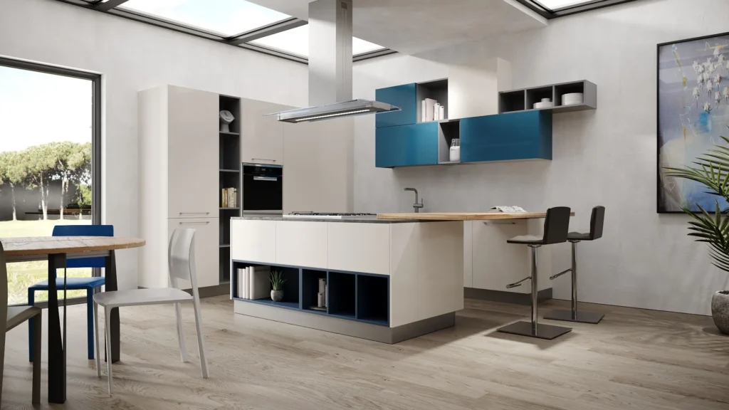 Cucina Con Isola Dafne Sky: basi bianche e blu, piano snack in legno con sgabelli neri e pensili colorati sospesi.